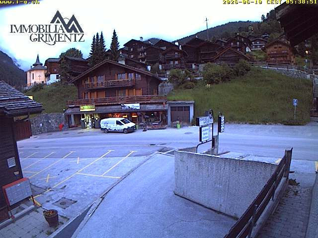 Grimentz › Südwesten: Boulangerie Pâtisserie Salamin, le Tea Room - EGLISE PAROISSIALE SAINT-THÉODULE