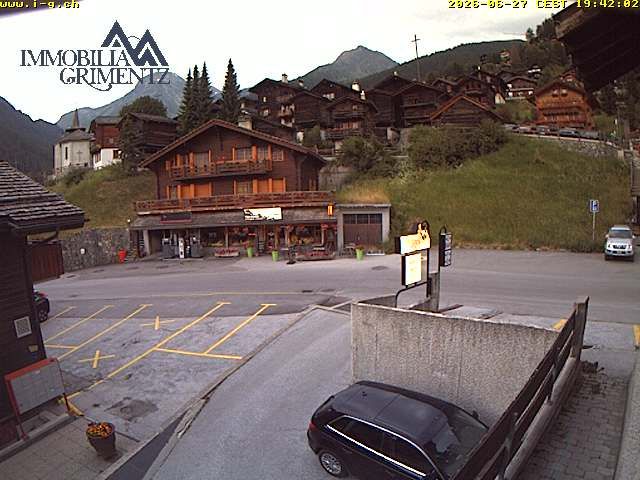 Grimentz › Südwesten: Boulangerie Pâtisserie Salamin, le Tea Room - EGLISE PAROISSIALE SAINT-THÉODULE