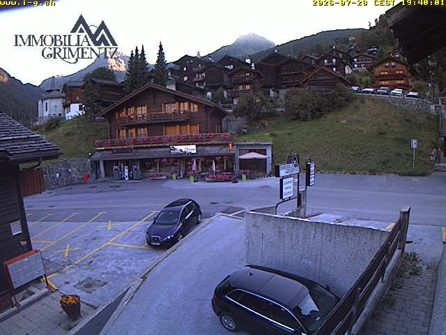 Grimentz › Südwesten: Boulangerie Pâtisserie Salamin, le Tea Room - EGLISE PAROISSIALE SAINT-THÉODULE