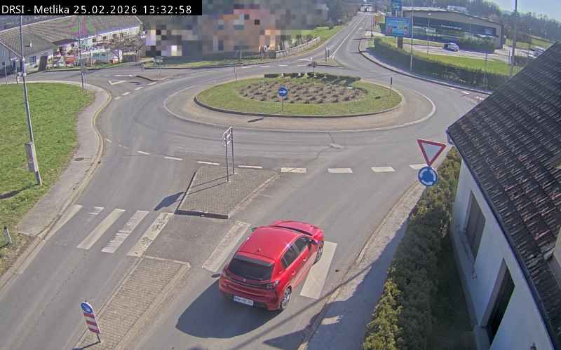 Traffic Cam Krizevska vas: G2-105, Metlika - Most čez Kolpo, Metlika
