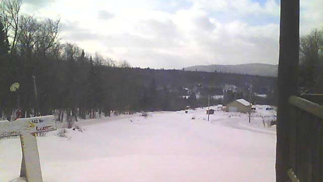 Pittsburg Snow Gauge: Scenic Landscape Webcam