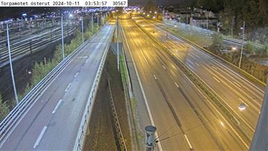 Traffic Cam Ostra Goteborg: Torpamotet österut