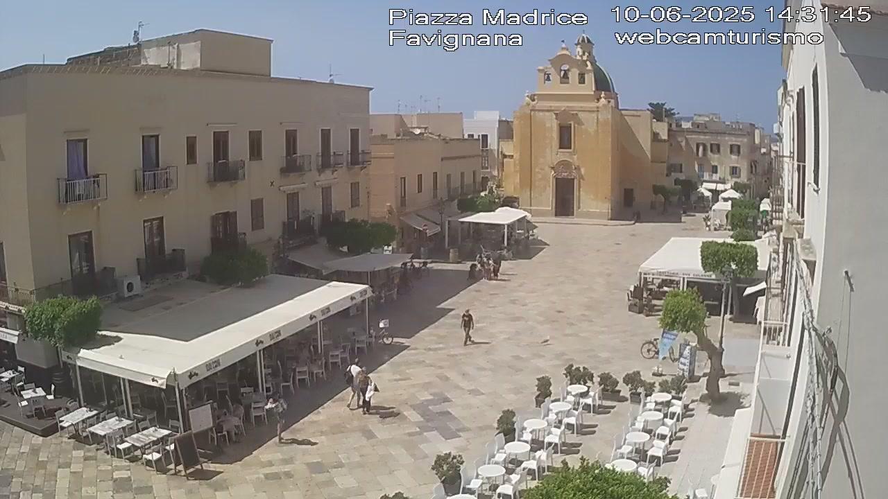 Favignana › North-West: Piazza Matrice Favignana