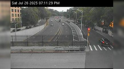 Traffic Cam New York: Henry Hudson Parkway @ 232 Street