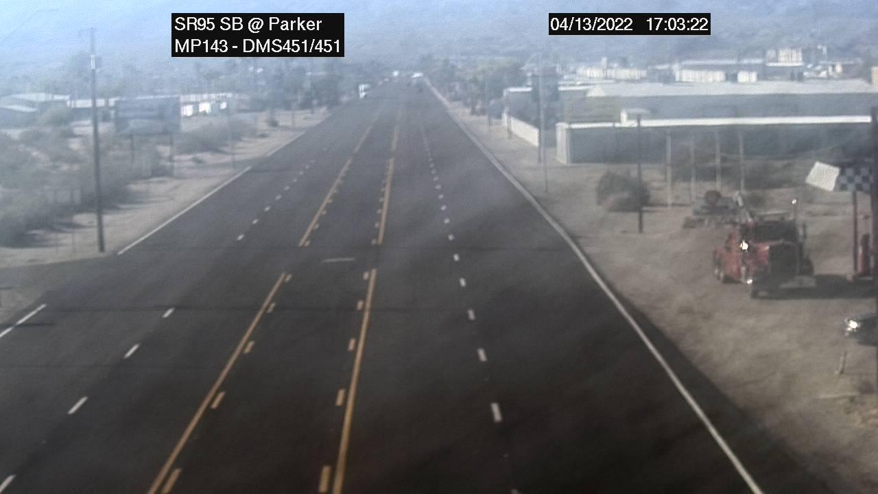 Traffic Cam Earp › North: SR-95 NB 143.00 @Parker