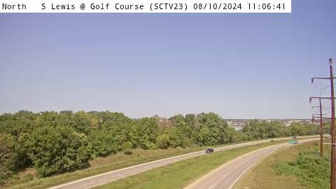 Traffic Cam Sioux City: SC - S Lewis @ Golf Course (23)