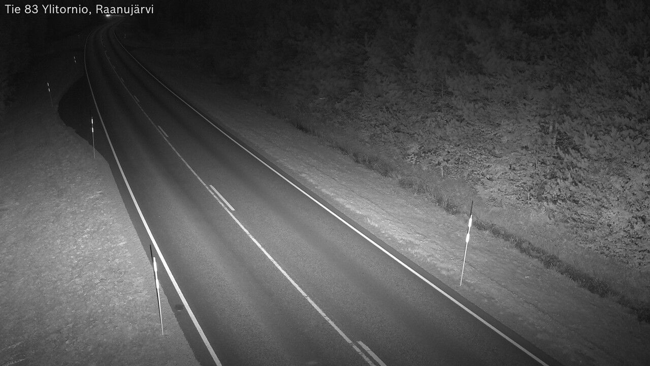 Traffic Cam Ylitornio: Tie - Raanujärvi - Pelloon
