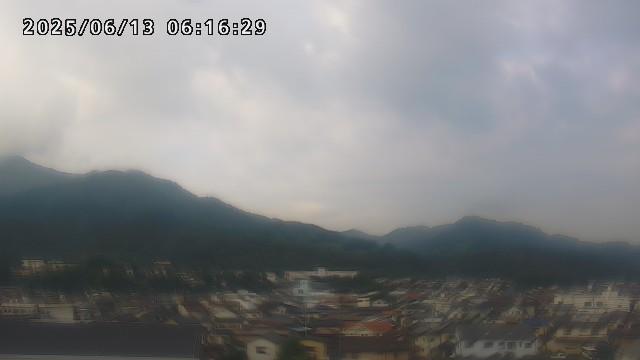 Northwards Eye: City & Mountain Views Webcam