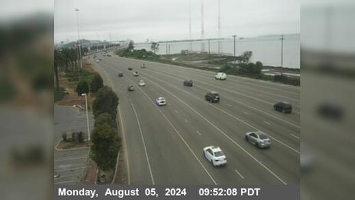 Traffic Cam Oakland › West: TVD14 -- I-80 : SFOBB METERING DOWNSTREAM