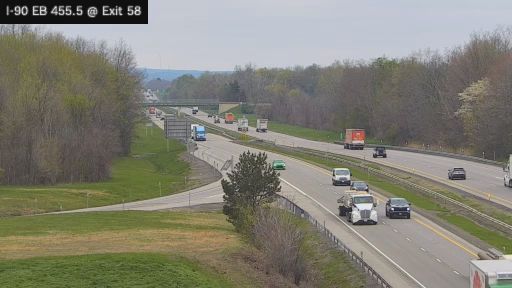 Traffic Cam Irving › East: I-90 at Interchange 58 (Silver Creek)