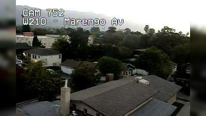 Traffic Cam Pasadena › West: Camera 752 :: W210 - MARENGO-MAPLE: PM 25.55