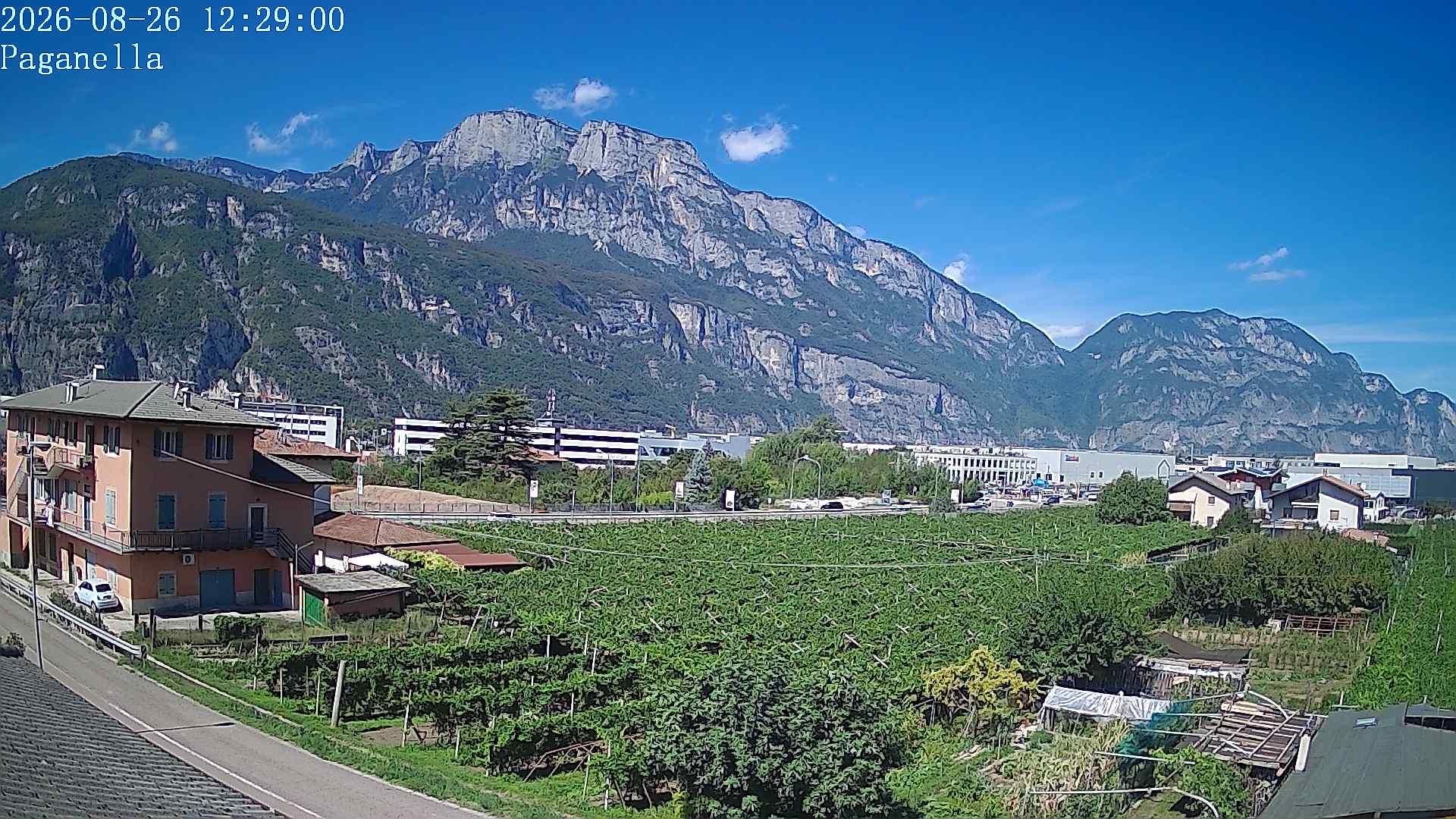Traffic Cam Trento: MeteoGardolo Paganella