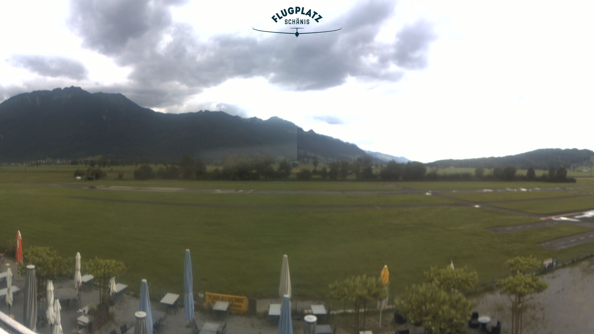 Traffic Cam Rufi: Flugplatz Schänis - Pistenkopf 34 - Oberseetal