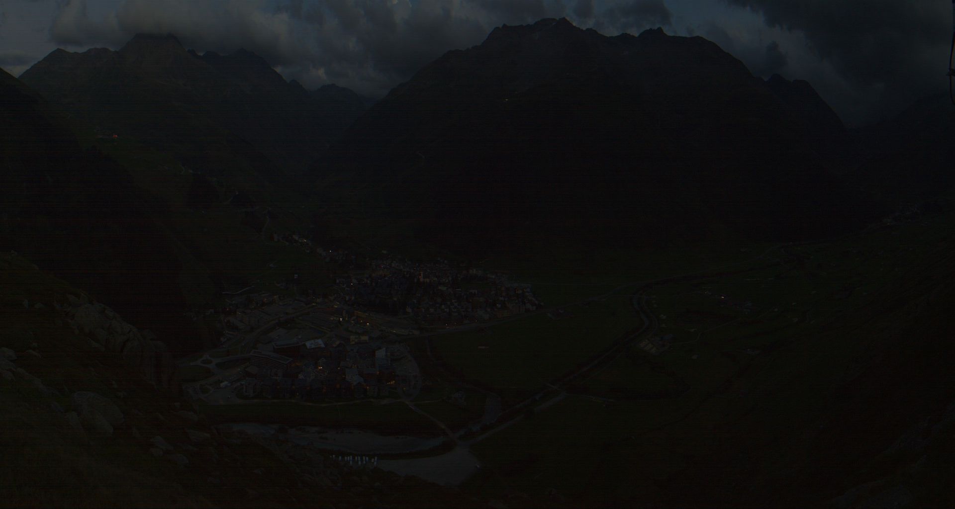 Traffic Cam Andermatt: Bäzberg - by - Alps AG