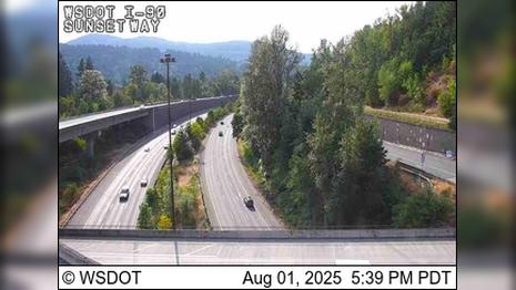 Traffic Cam Issaquah: I-90 at MP 18: Sunset Way