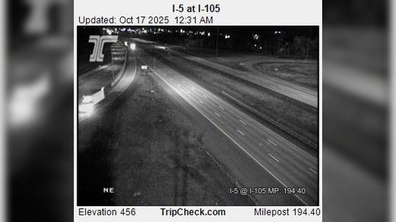 Traffic Cam Glenwood: I-5 at I-105