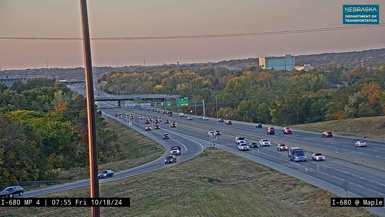 Omaha I680 Maple Street Various Views Traffic Cam