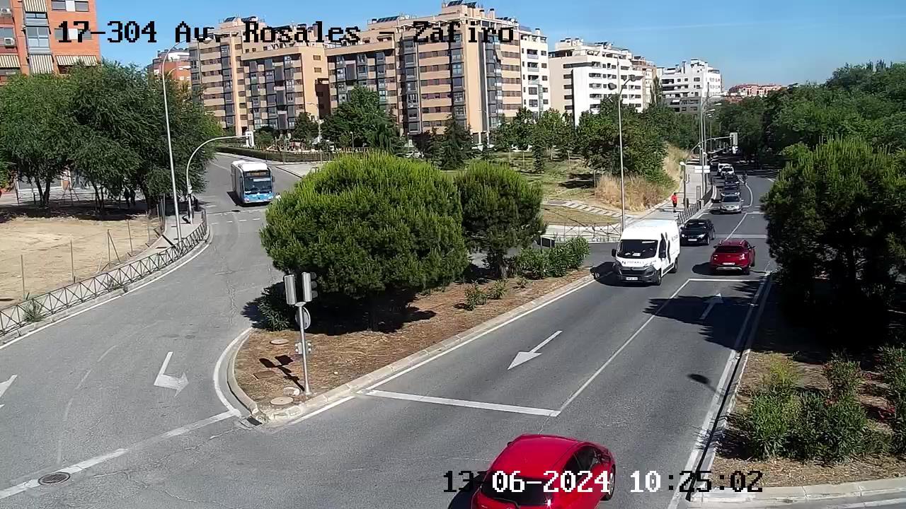 Traffic Cam Butarque: AV ROSALES - ZAFIRO