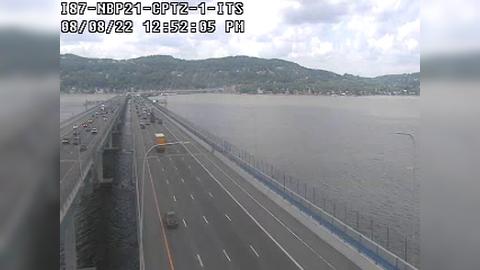 Traffic Cam South Nyack › North: I- Northbound MP . Gov. Mario M. Cuomo Bridge