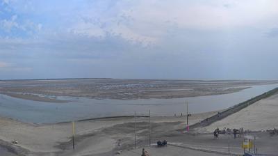 Berck Beach: Coastal Landscape Watch