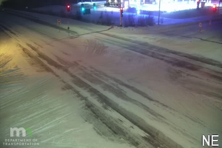 Traffic Cam Savage: T.H.13 SB @ 126th St