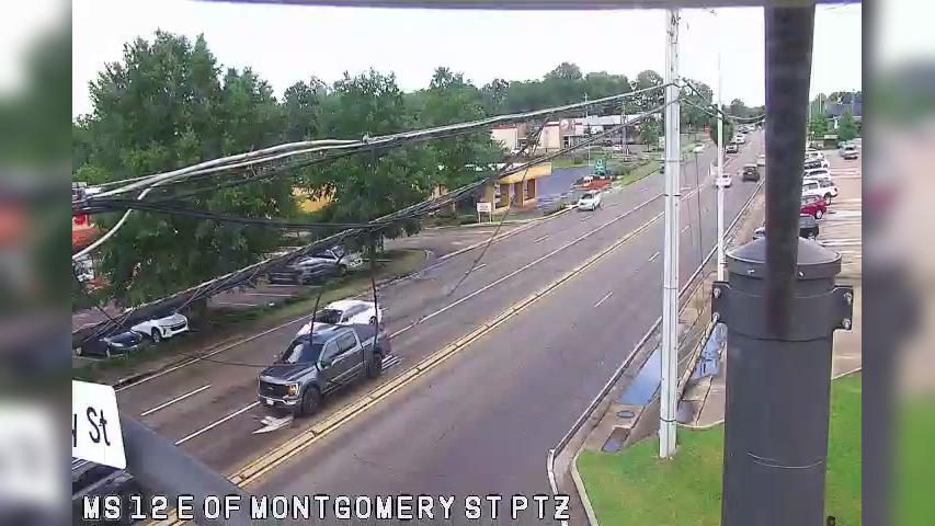 Traffic Cam Starkville: MS 12 at Montgomery St