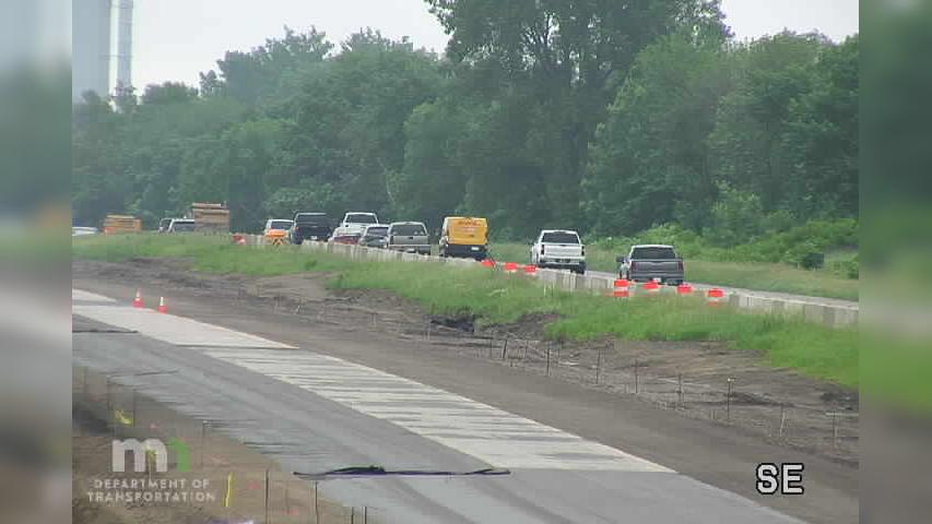 Traffic Cam Albertville: I-94: I-94 WB (MP 198)