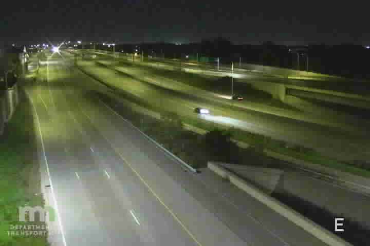 Traffic Cam Windom: MN 121: T.H.62 WB @ Lyndale Ave