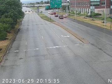 Traffic Cam Fayette Street Conservation Area: I-65: 11-049-170-cam 10TH ST, MLK BLVD & WEST ST