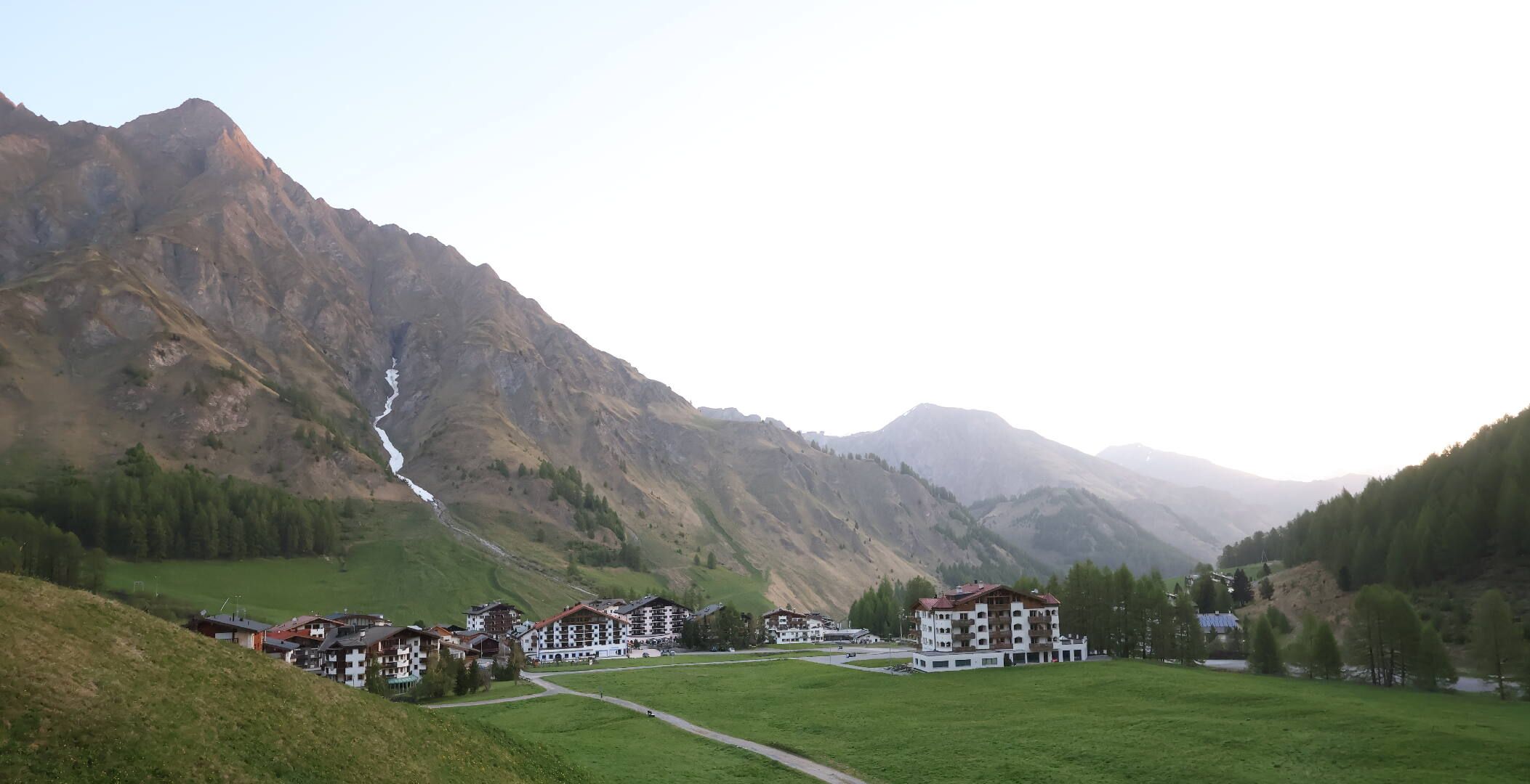 Samnaun: Samnaun-Dorf, Pra Grond - Samnaun-Dorf, Votlas - Samnaun-Dorf, Post - Trider Sattel - Piz Munschuns - Piz Ot