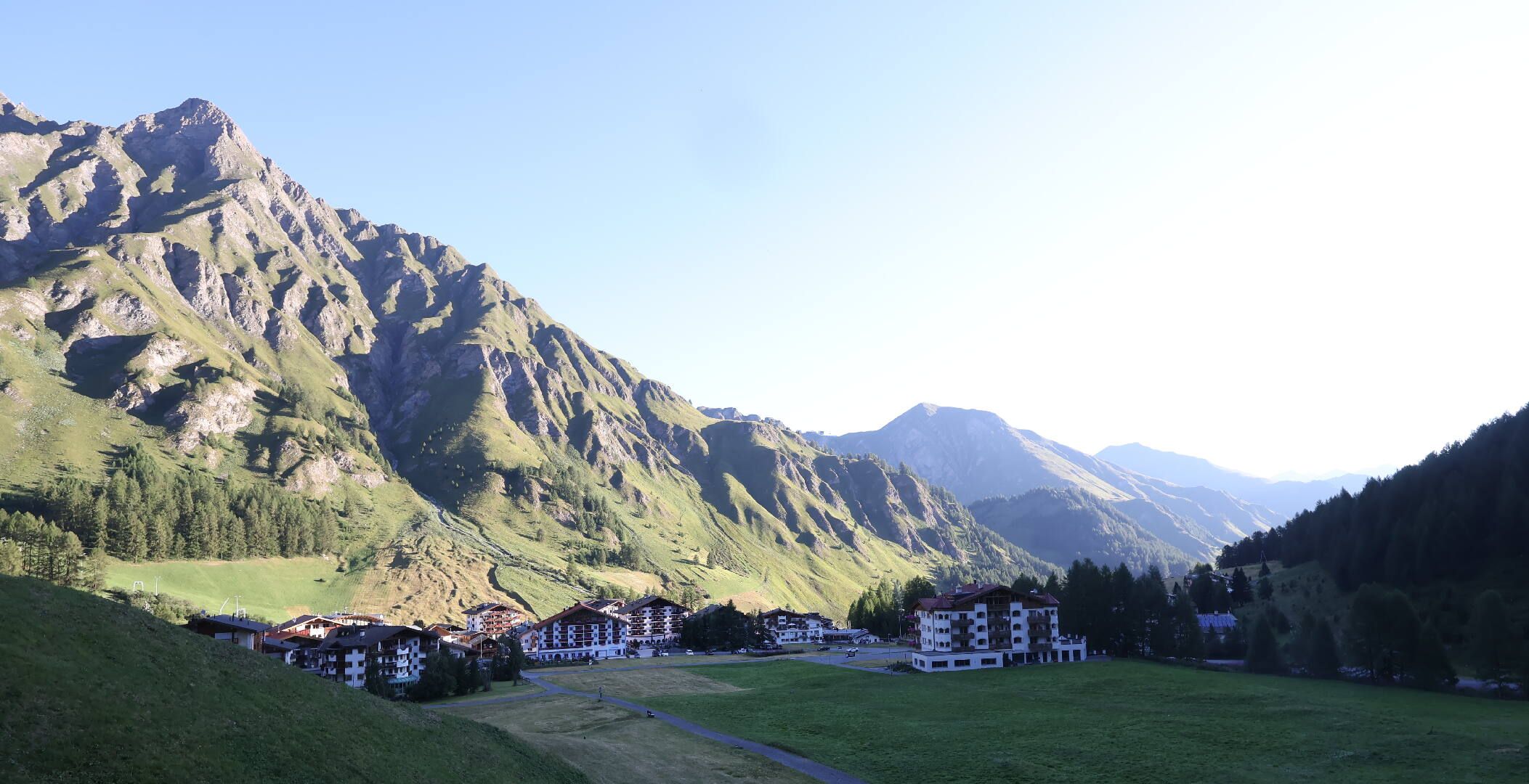 Samnaun: Samnaun-Dorf, Pra Grond - Samnaun-Dorf, Votlas - Samnaun-Dorf, Post - Trider Sattel - Piz Munschuns - Piz Ot