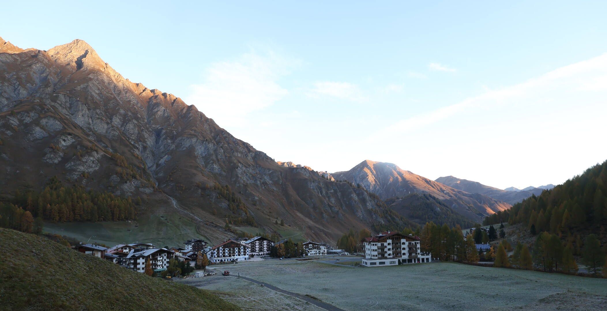 Samnaun: Samnaun-Dorf, Pra Grond - Samnaun-Dorf, Votlas - Samnaun-Dorf, Post - Trider Sattel - Piz Munschuns - Piz Ot