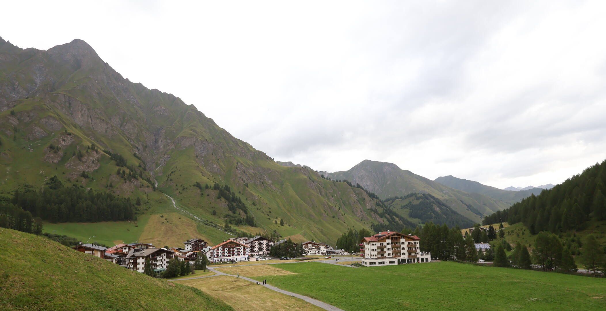 Samnaun: Samnaun-Dorf, Pra Grond - Samnaun-Dorf, Votlas - Samnaun-Dorf, Post - Trider Sattel - Piz Munschuns - Piz Ot