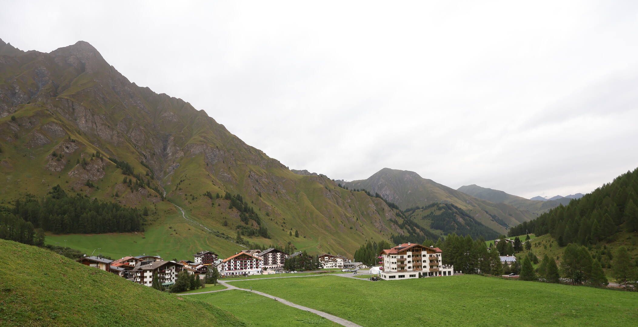Samnaun: Samnaun-Dorf, Pra Grond - Samnaun-Dorf, Votlas - Samnaun-Dorf, Post - Trider Sattel - Piz Munschuns - Piz Ot