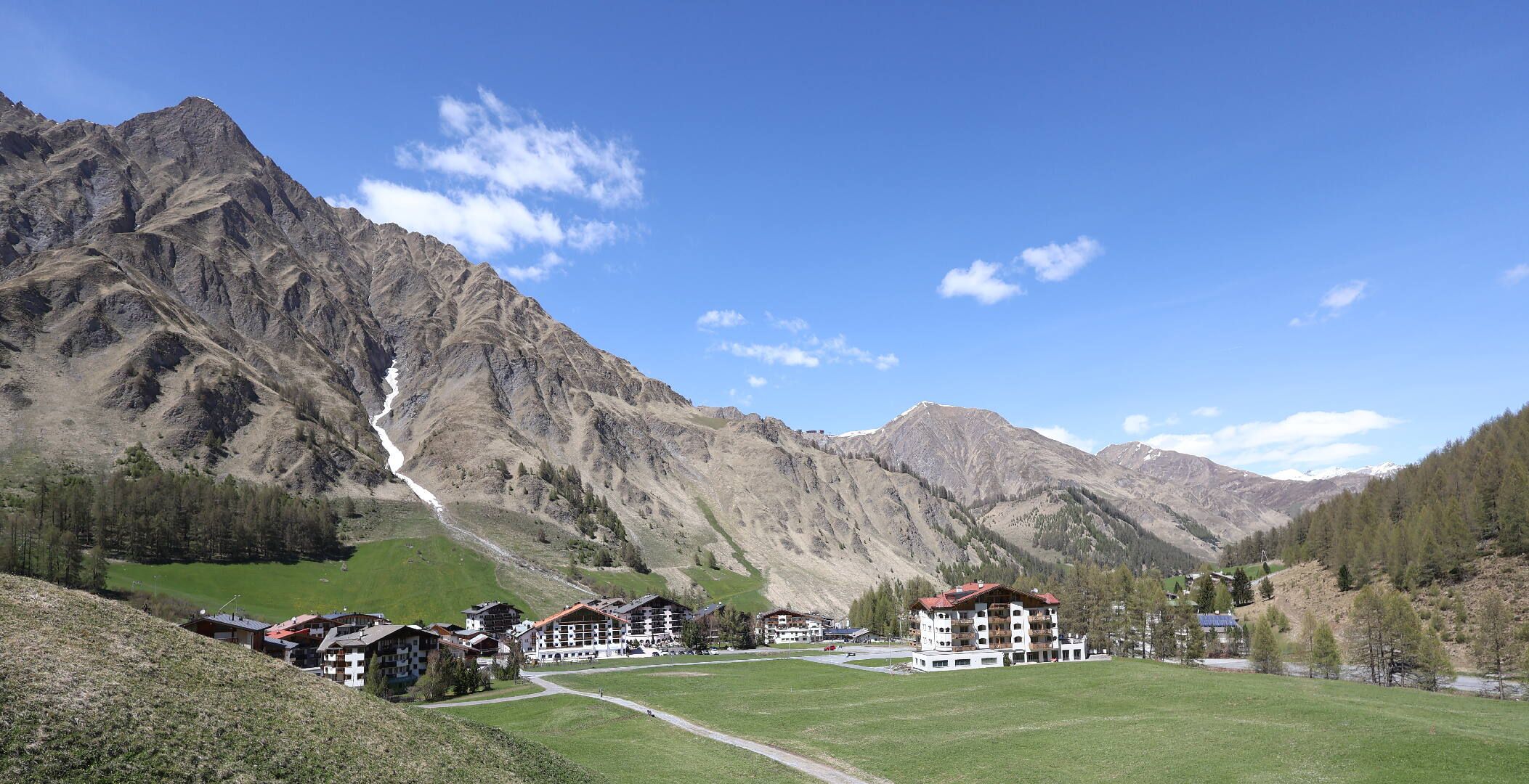 Samnaun: Samnaun-Dorf, Pra Grond - Samnaun-Dorf, Votlas - Samnaun-Dorf, Post - Trider Sattel - Piz Munschuns - Piz Ot