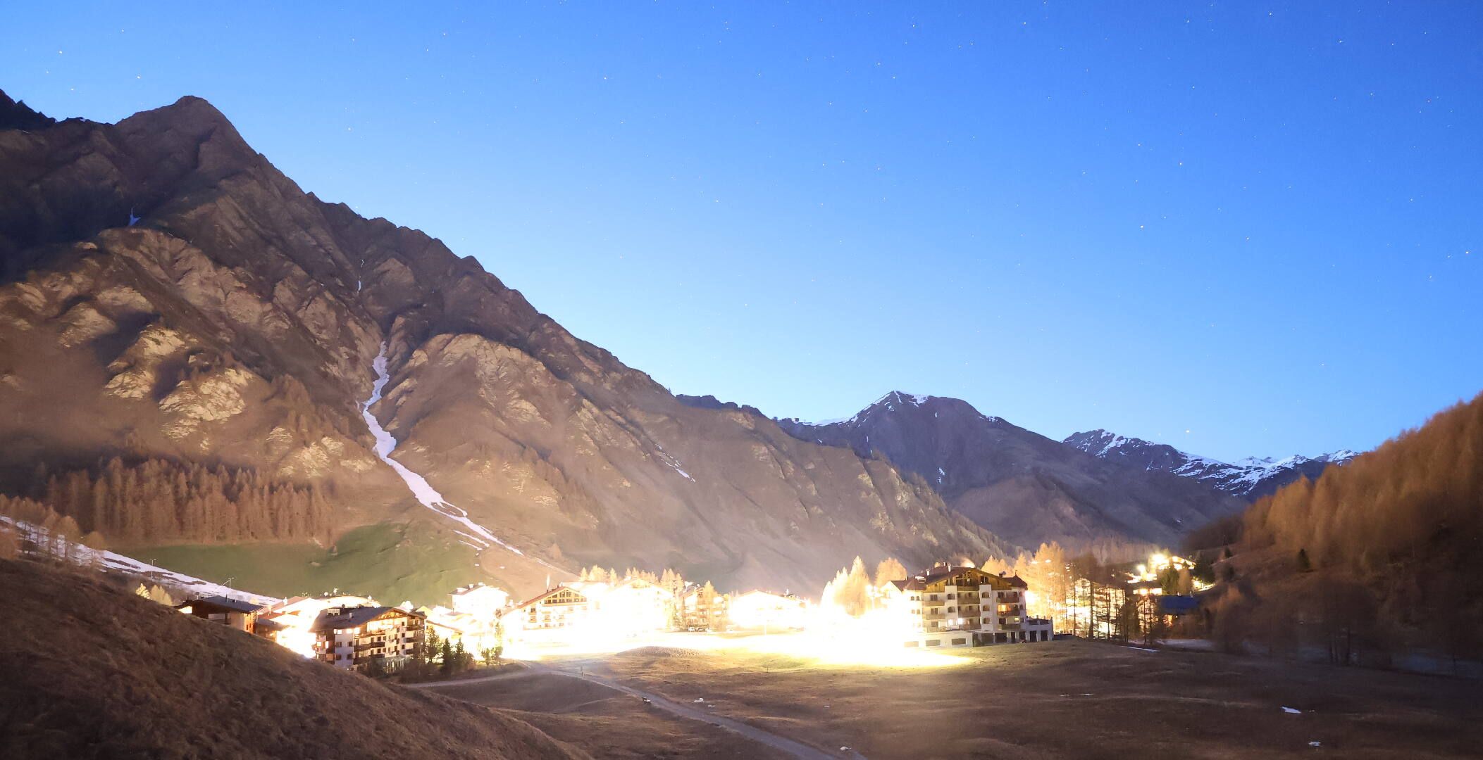 Samnaun: Samnaun-Dorf, Pra Grond - Samnaun-Dorf, Votlas - Samnaun-Dorf, Post - Trider Sattel - Piz Munschuns - Piz Ot