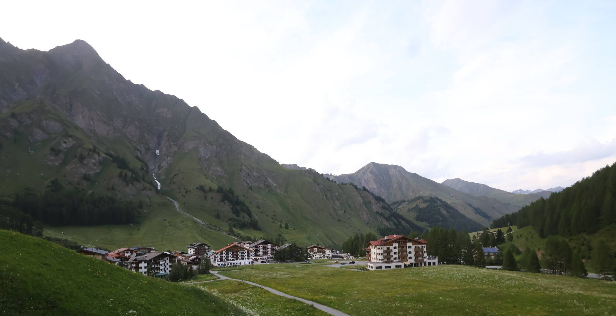 Samnaun: Samnaun-Dorf, Pra Grond - Samnaun-Dorf, Votlas - Samnaun-Dorf, Post - Trider Sattel - Piz Munschuns - Piz Ot