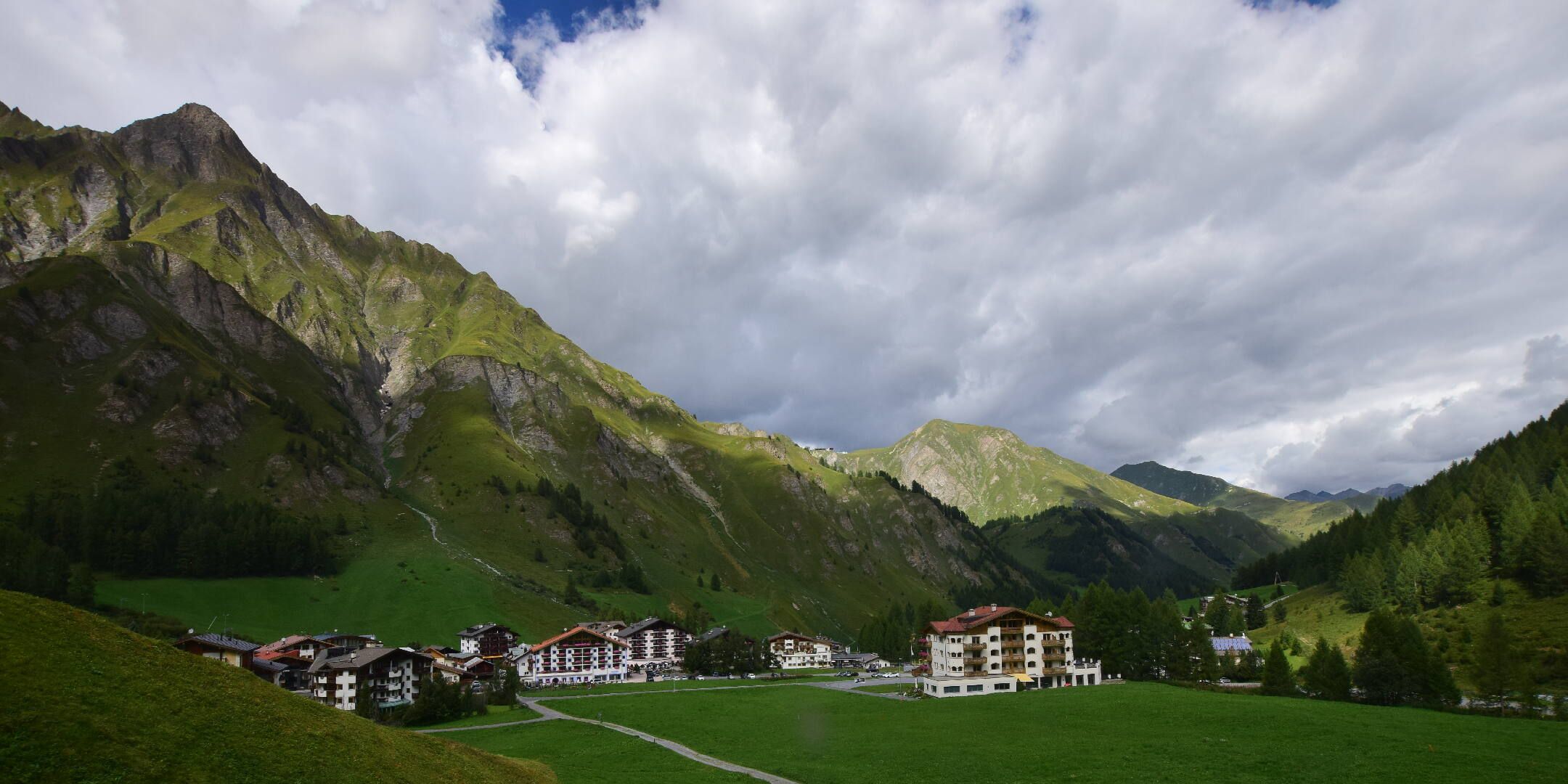 Samnaun: Samnaun-Dorf, Pra Grond - Samnaun-Dorf, Votlas - Samnaun-Dorf, Post - Trider Sattel - Piz Munschuns - Piz Ot