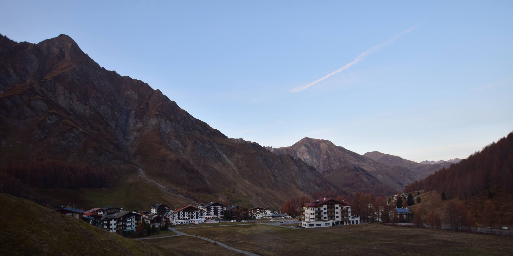 Samnaun: Samnaun-Dorf, Pra Grond - Samnaun-Dorf, Votlas - Samnaun-Dorf, Post - Trider Sattel - Piz Munschuns - Piz Ot