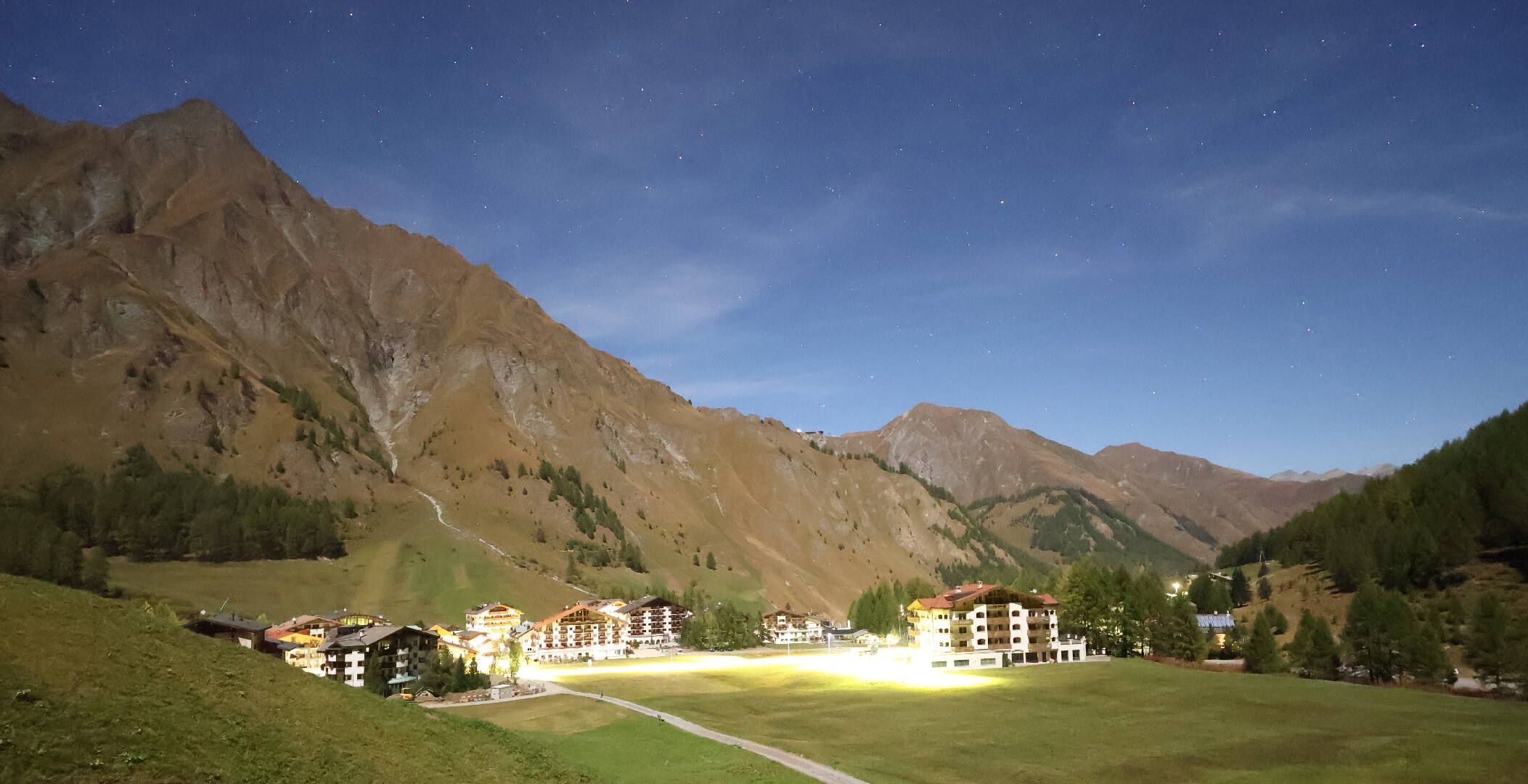 Samnaun: Samnaun-Dorf, Pra Grond - Samnaun-Dorf, Votlas - Samnaun-Dorf, Post - Trider Sattel - Piz Munschuns - Piz Ot