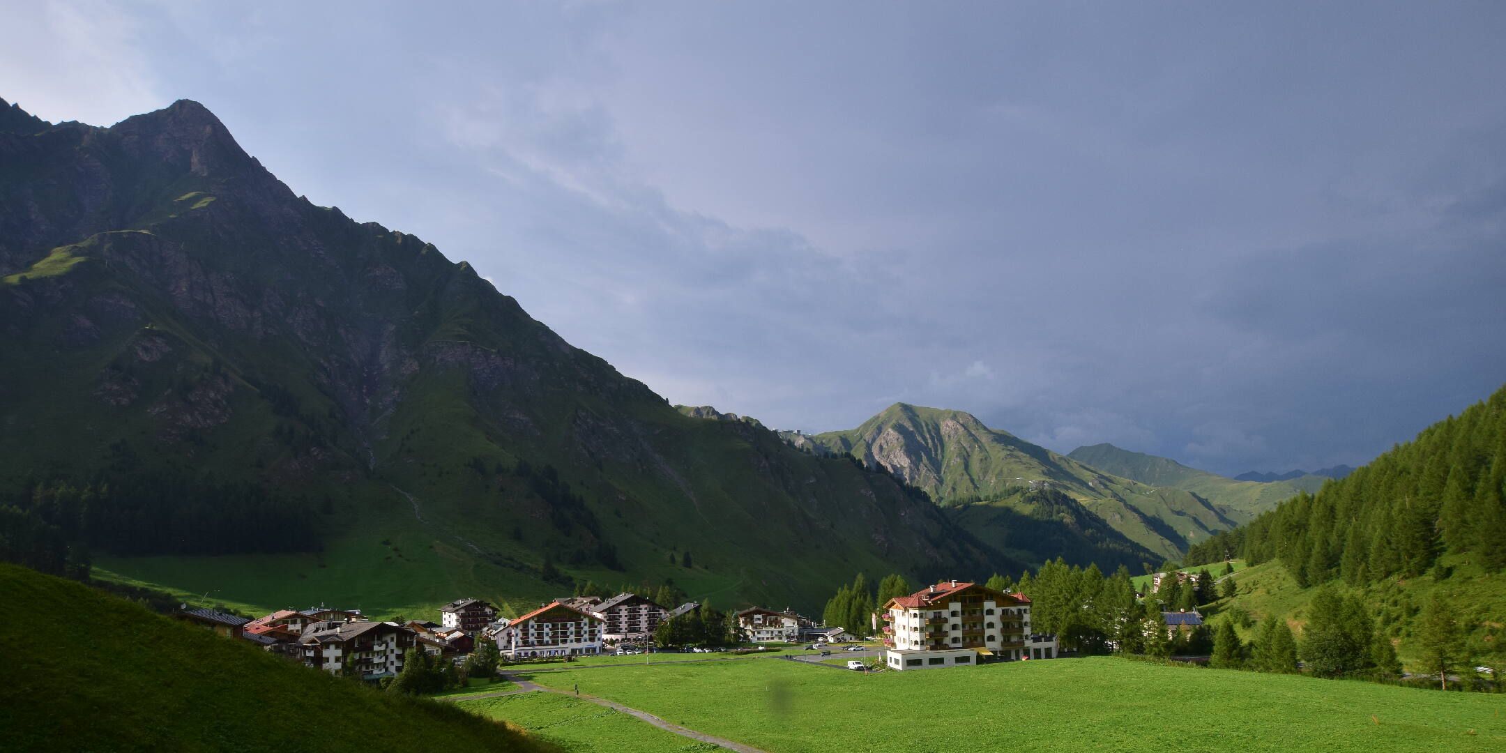 Samnaun: Samnaun-Dorf, Pra Grond - Samnaun-Dorf, Votlas - Samnaun-Dorf, Post - Trider Sattel - Piz Munschuns - Piz Ot