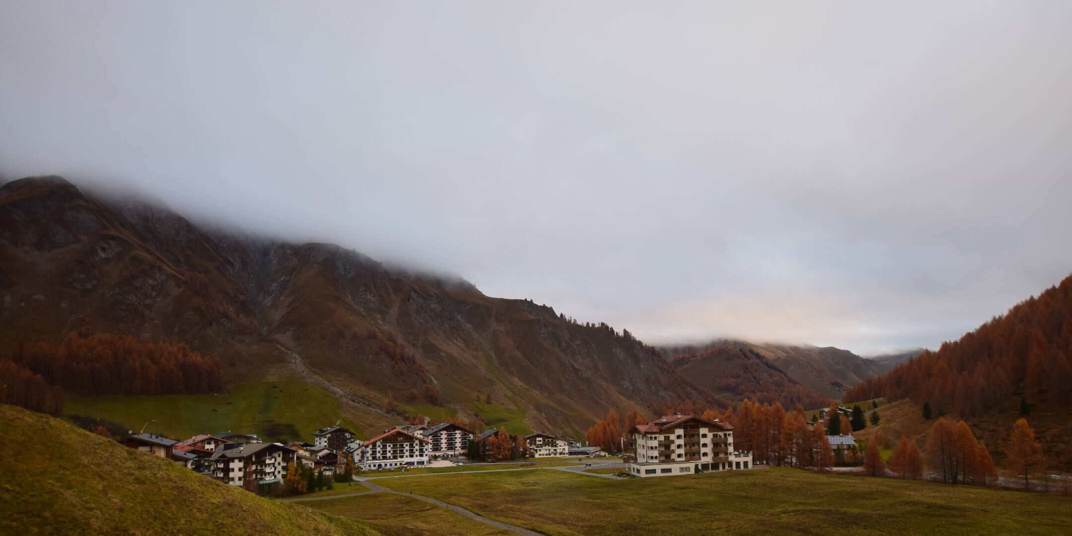 Samnaun: Samnaun-Dorf, Pra Grond - Samnaun-Dorf, Votlas - Samnaun-Dorf, Post - Trider Sattel - Piz Munschuns - Piz Ot