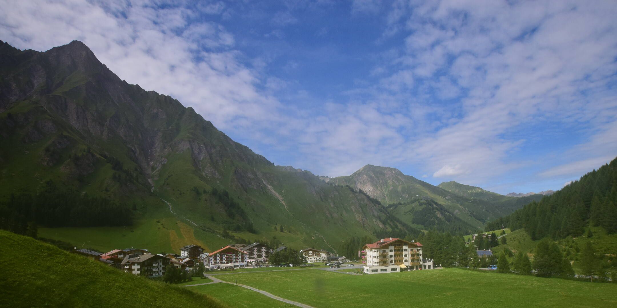 Samnaun: Samnaun-Dorf, Pra Grond - Samnaun-Dorf, Votlas - Samnaun-Dorf, Post - Trider Sattel - Piz Munschuns - Piz Ot