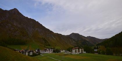 Samnaun: Samnaun-Dorf, Pra Grond - Samnaun-Dorf, Votlas - Samnaun-Dorf, Post - Trider Sattel - Piz Munschuns - Piz Ot