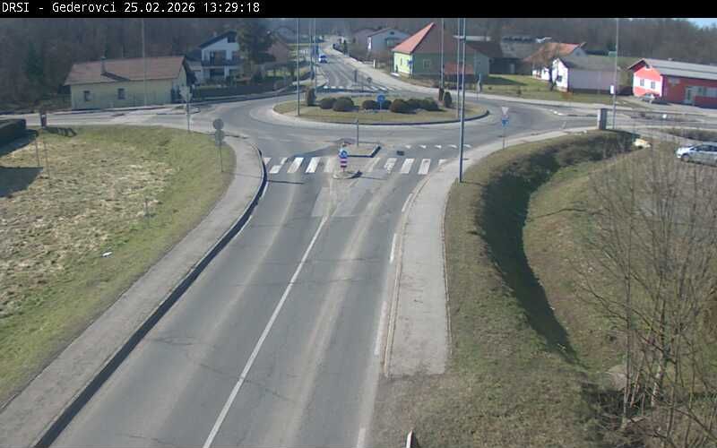 Traffic Cam Sodisinci: R2-441, Murska Sobota - Gederovci, Gederovci
