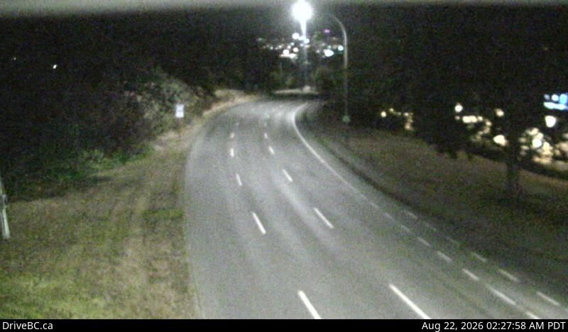 Traffic Cam Saanich › South: Hwy 17 southbound (Blanshard St) at - Rd, looking south