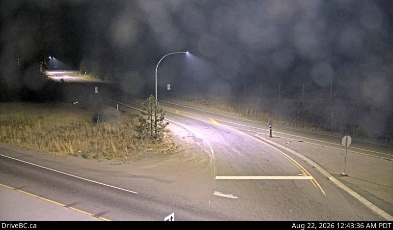 Traffic Cam Kaleden › West: Hwy 97 at Hwy 3A junction, just south of - Weigh Scale, looking west