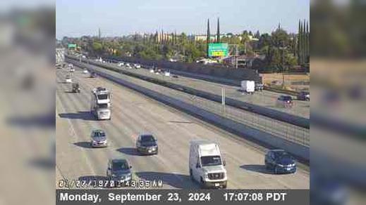 Traffic Cam Pittsburg › West: TV853 -- SR-4 : East Of Century Blvd