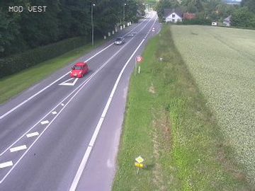 Traffic Cam Fausing › West: Rute16 - V