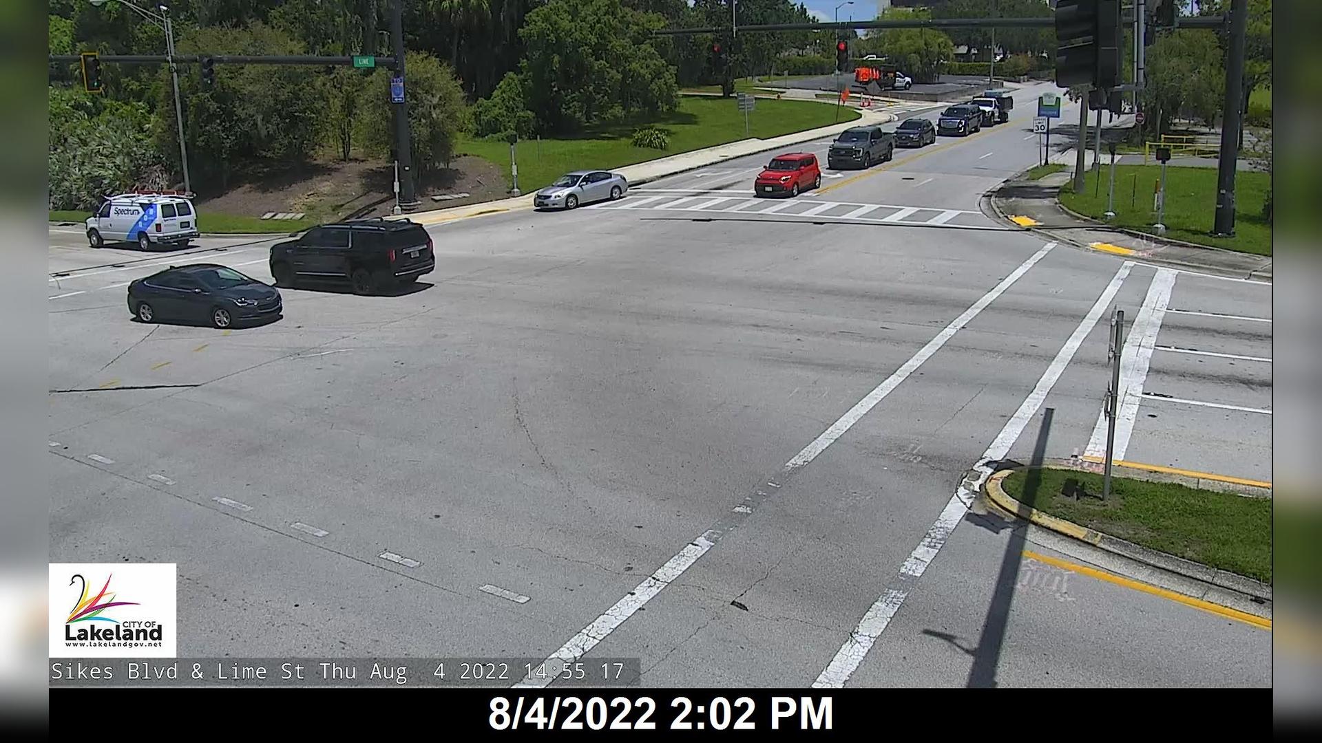 Traffic Cam Lakeland: ALA_SIKES_BLVD_LIME_ST FL 563